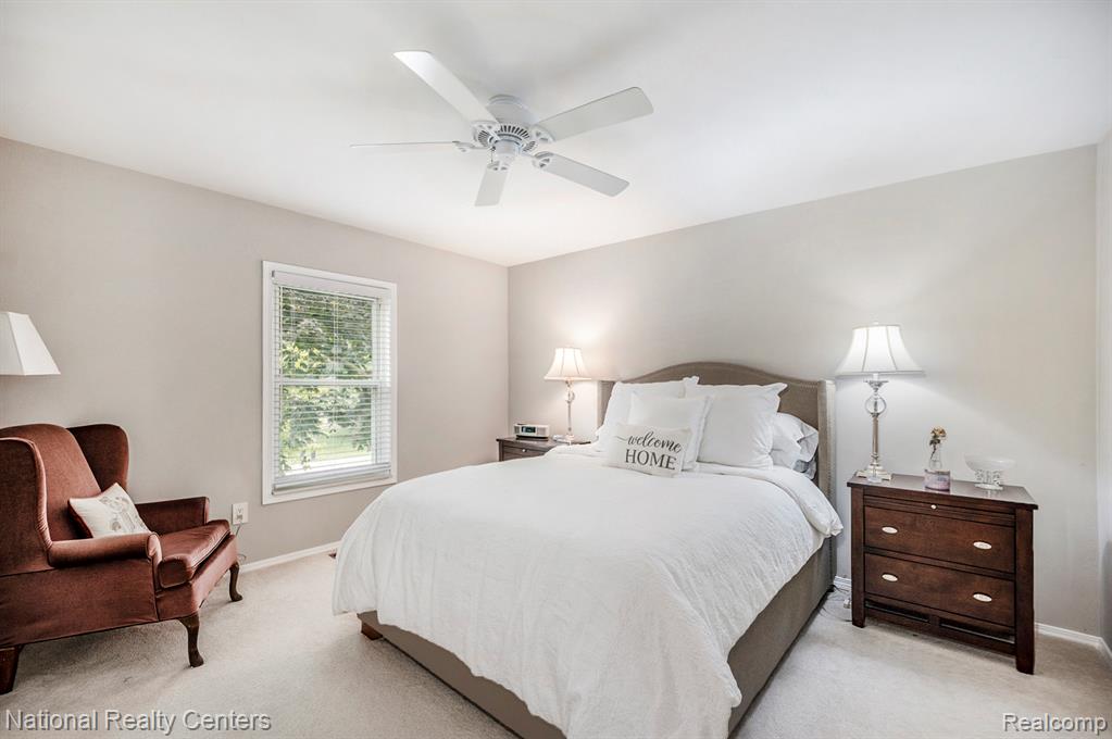 5049 Langlewood Drive, West Bloomfield, MI — Photo 26