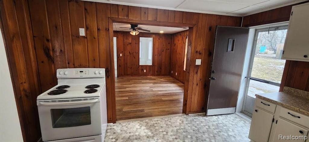 9952 RIVERVIEW, Pinckney, MI 48169 — Photo 15