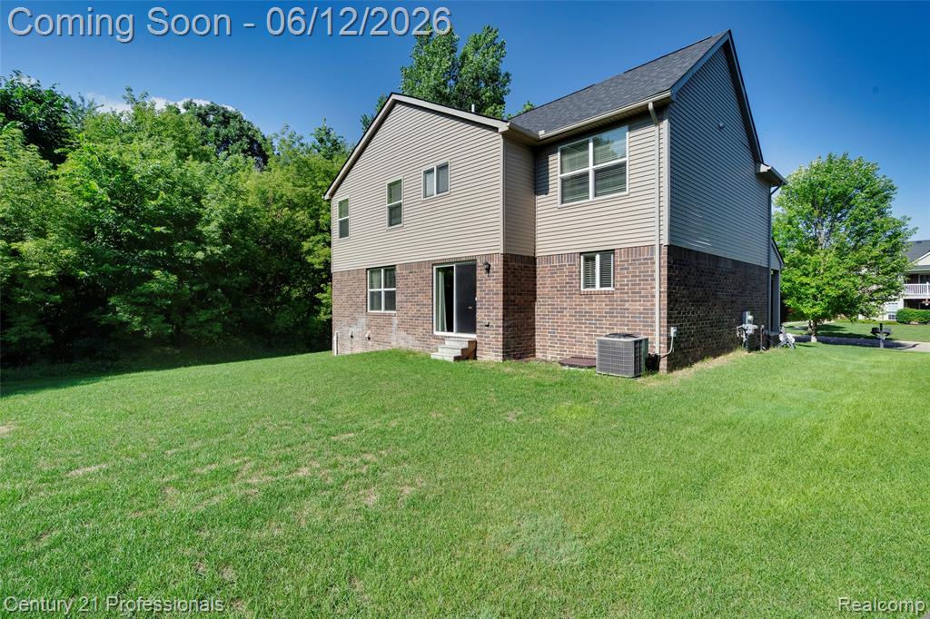 28323 Oakmonte Circle, New Hudson, MI 48165 — Photo 7