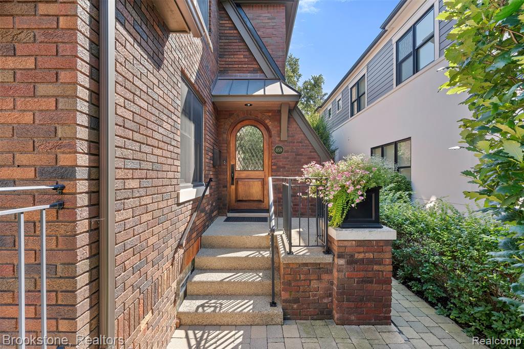 859 Watkins Street, Birmingham, MI 48009 — Photo 40