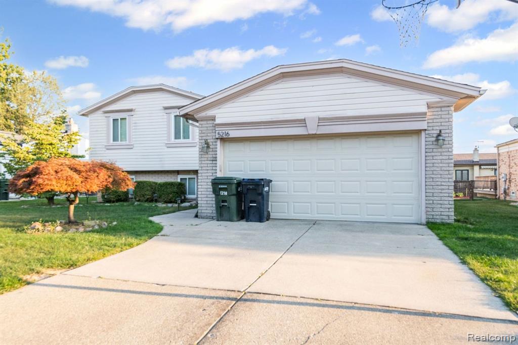 5216 Peekskill Drive, Sterling Heights, MI 48310 — Photo 10