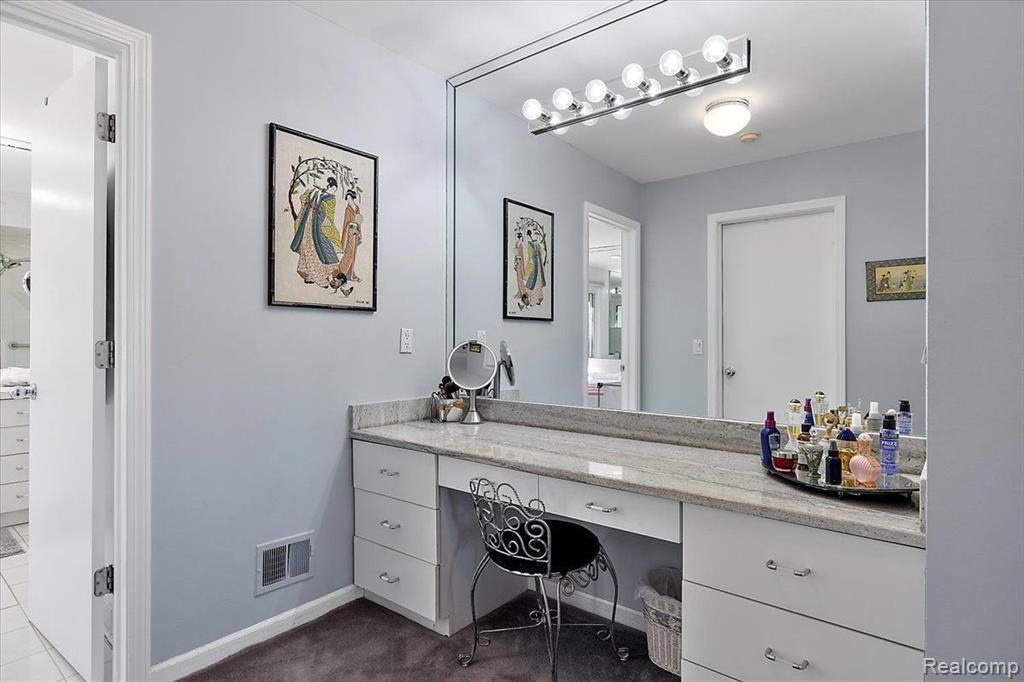 6463 ROYAL POINTE Drive, West Bloomfield, MI — Photo 27
