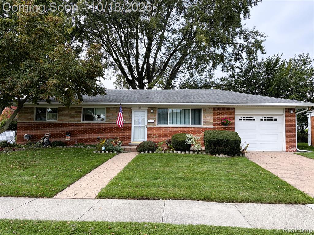 6901 Bison Street, Westland, MI