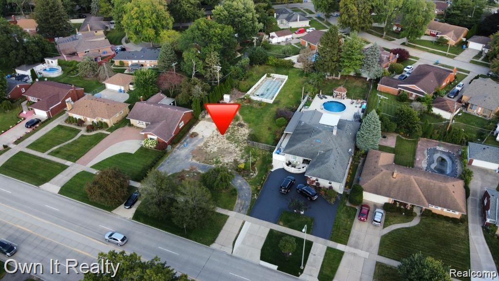 17517 W OUTER Drive, Dearborn Heights, MI 48127 — Photo 2