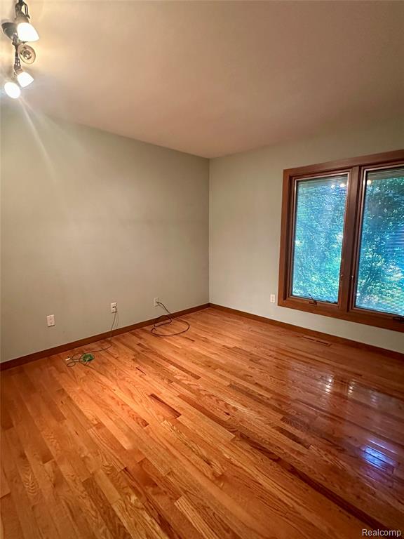 8285 Staghorn Trail, Clarkston, MI 48348 — Photo 35