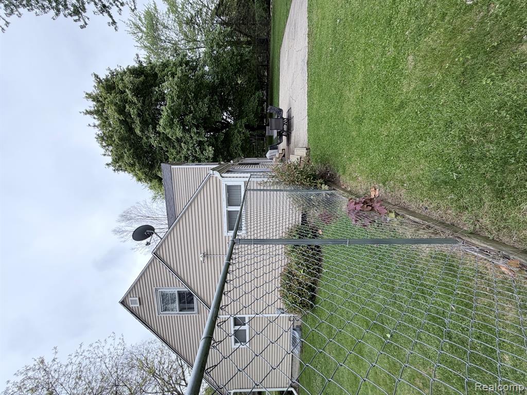 701 Algonquin Avenue, Flint, MI 48507 — Photo 36