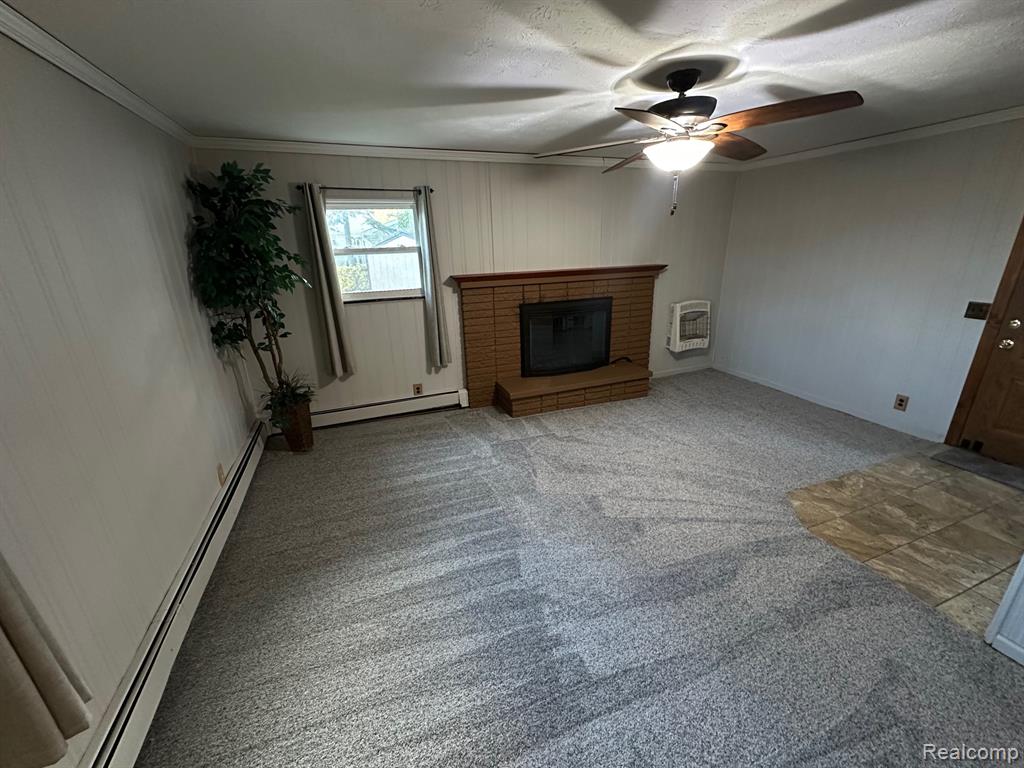 941 Shoshone Circle, Waterford, MI 48327 — Photo 2