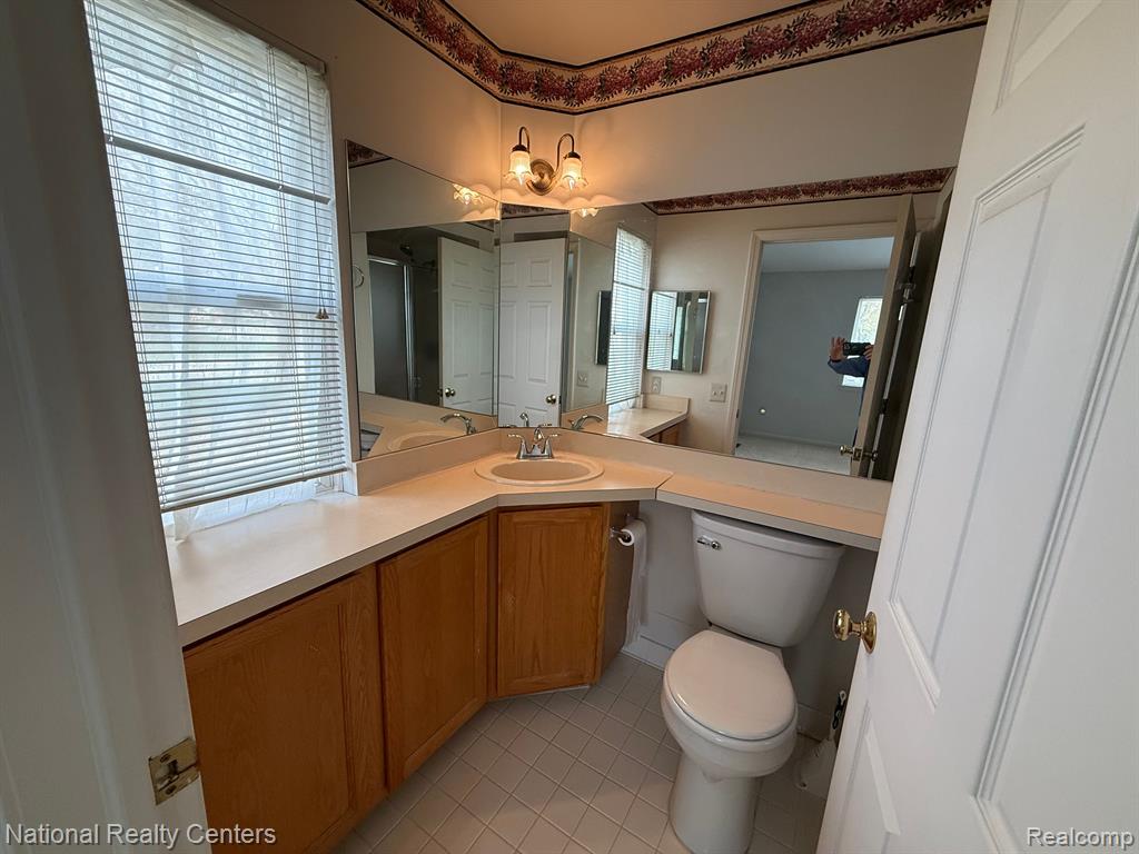 41506 GREENSPIRE Drive, Clinton Twp, MI 48038 — Photo 19