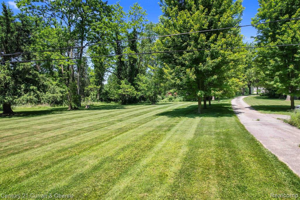 415 W PREDMORE Road, Oakland, MI — Photo 4