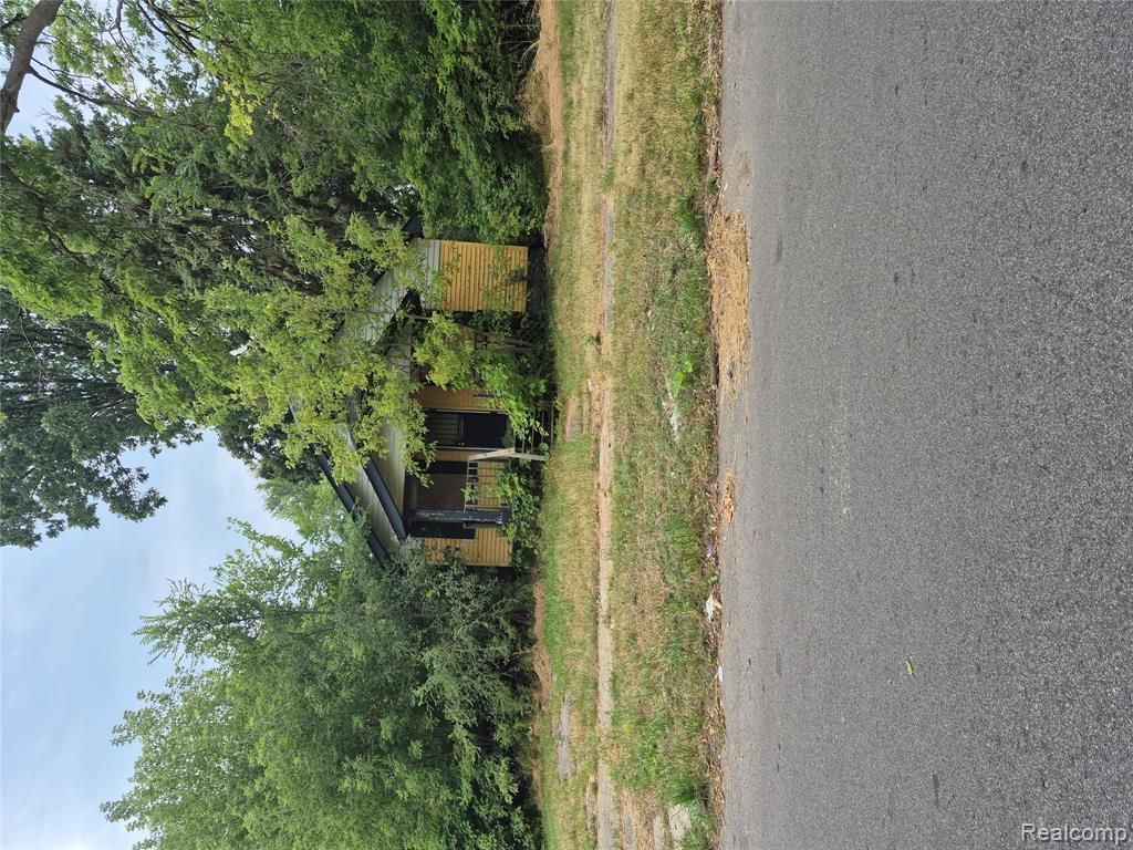1617 Stevenson Street, Flint, MI 48504