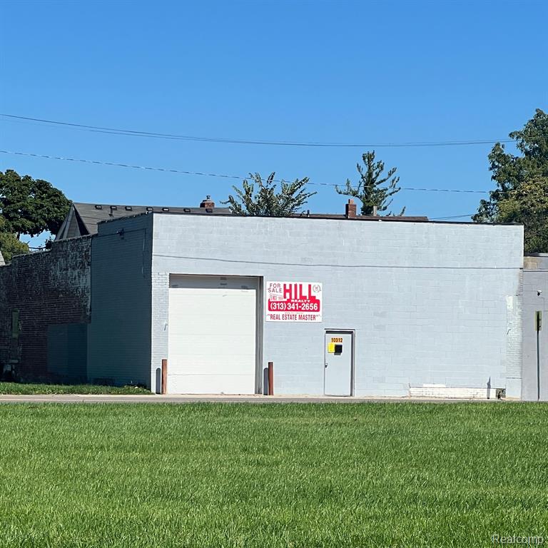 7111 E 7 MILE East Road, Detroit, MI, 48234