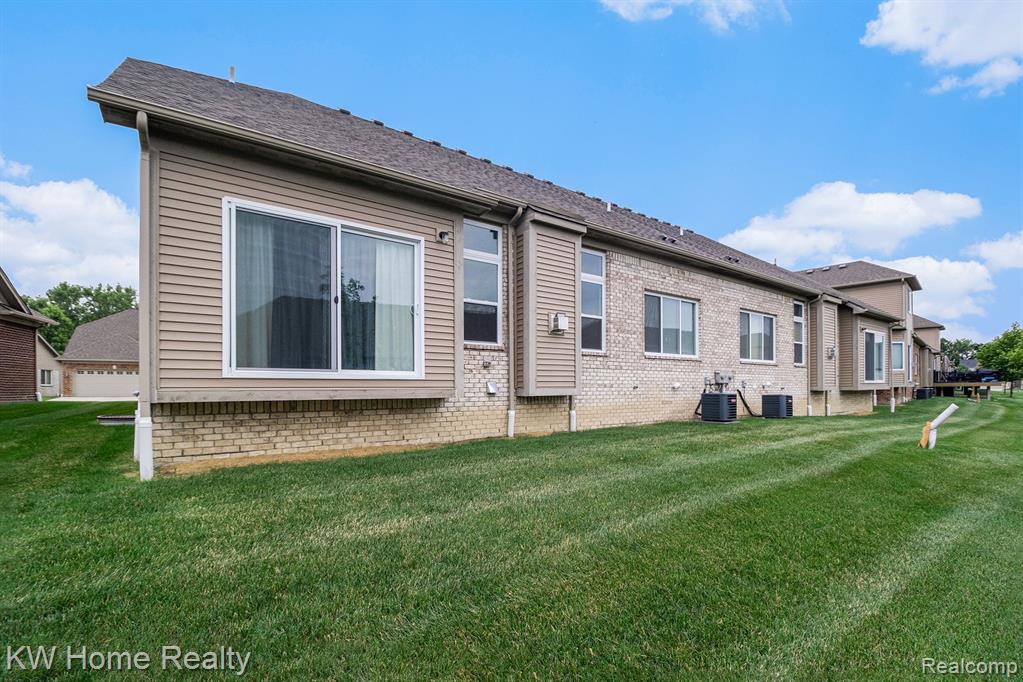 5193 Hawkseye Trace, Warren, MI 48092 — Photo 27