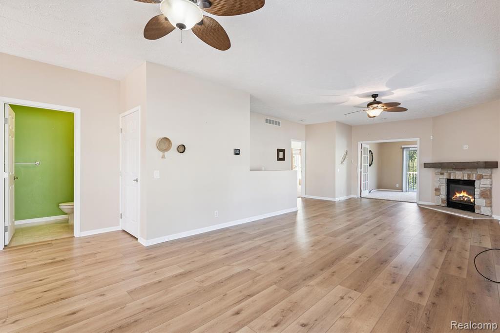 7075 Kings Way, Flushing, MI 48433 — Photo 12