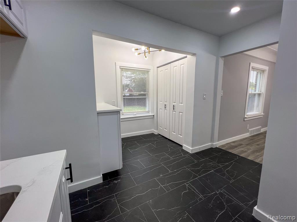 9961 Robson Street, Detroit, MI 48227 — Photo 9