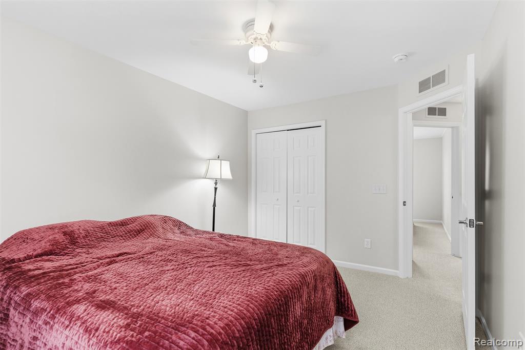 6323 Moonstone Drive, Grand Blanc, MI 48439 — Photo 33