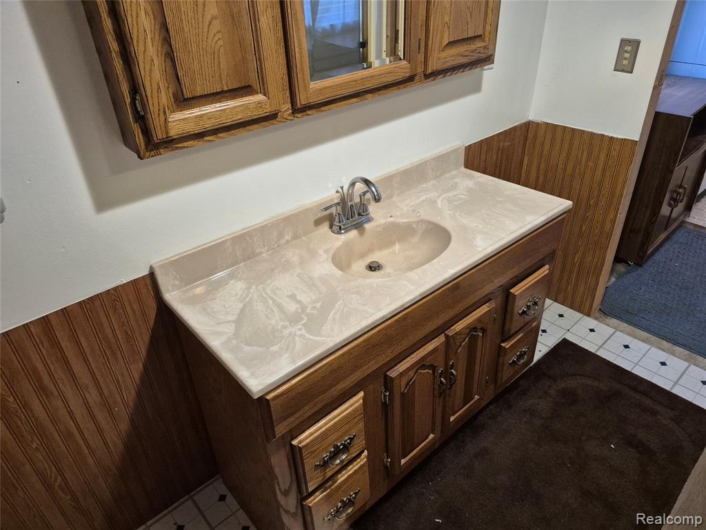 11864 Spikehorn Road, Johannesburg, MI 49751 — Photo 21