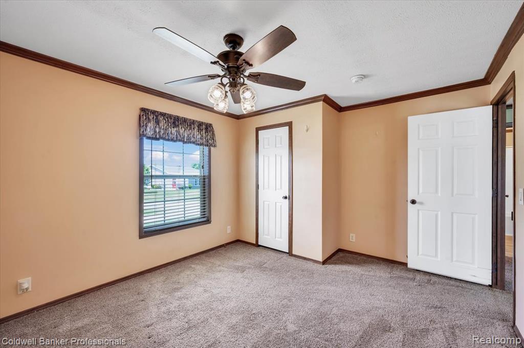 289 Pompano Court, Lapeer, MI 48446 — Photo 15