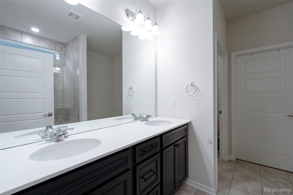 4118 Avery Road, Orion, MI — Photo 43