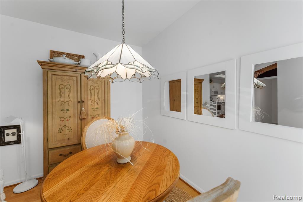44500 Meadowcreek Lane, Canton, MI 48187 — Photo 8