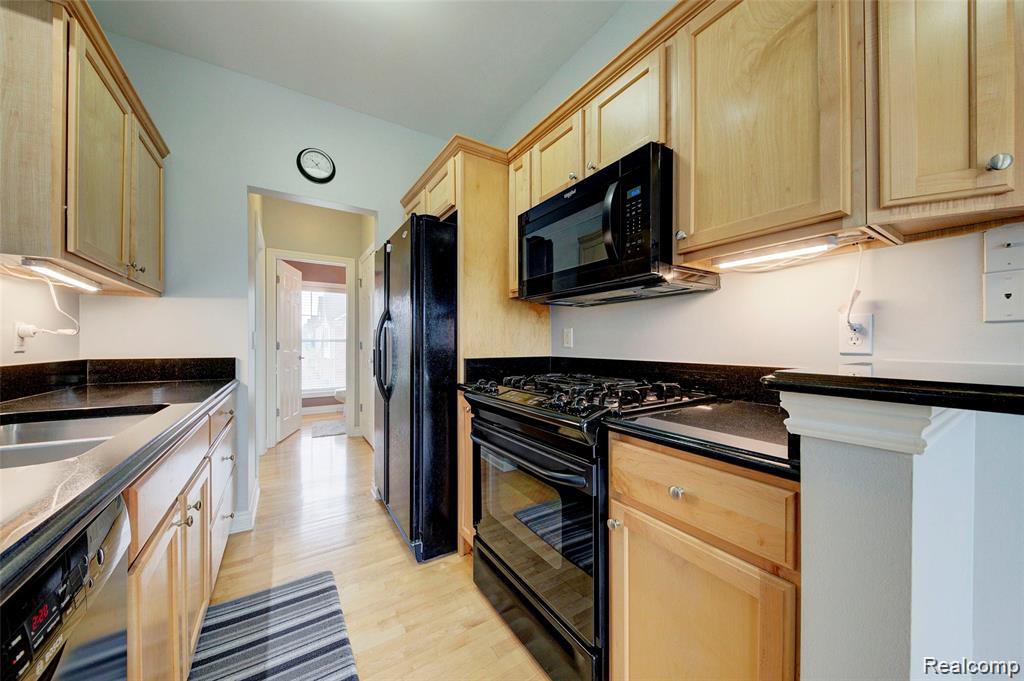 45717 GRAYSTONE Lane, Canton, MI 48187 — Photo 8