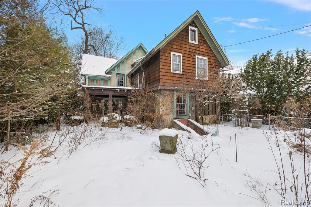 1444 Burns Street, Detroit, MI 48214 — Photo 40