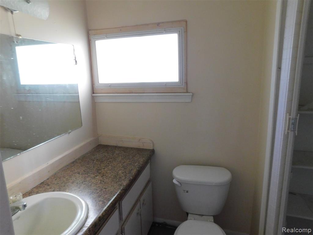 710 Washington Street, Algonac, MI 48001 — Photo 10