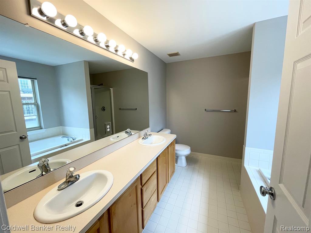 39634 ROCKCREST Lane, Northville, MI — Photo 12