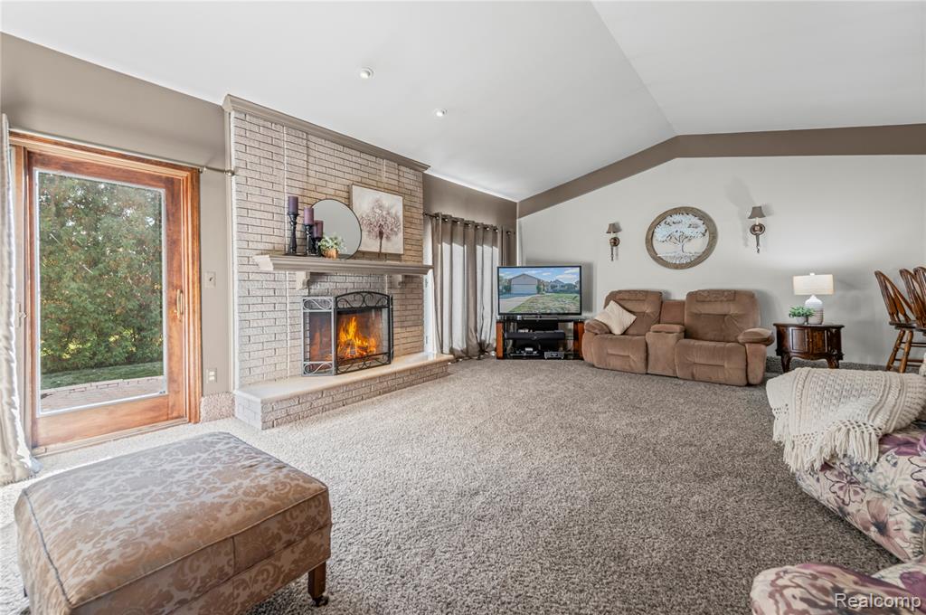 47340 Chrys Road, Macomb, MI 48044 — Photo 16