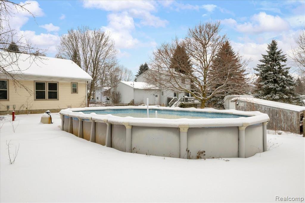 9416 Wildwood Lake Drive, Whitmore Lake, MI 48189 — Photo 28