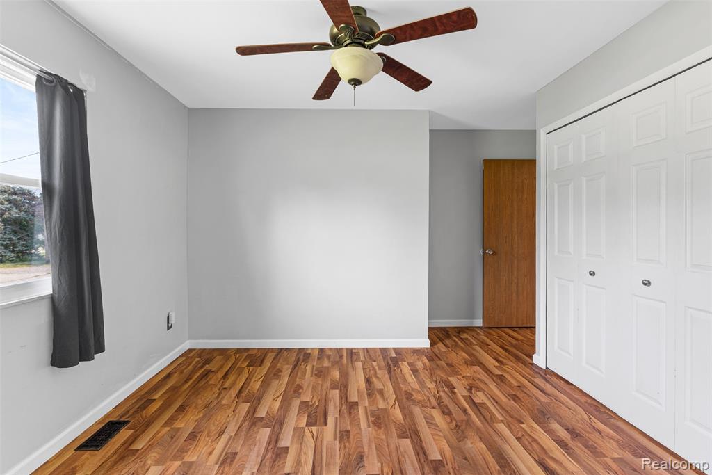4303 Pratt Avenue, Grand Blanc, MI 48439 — Photo 24