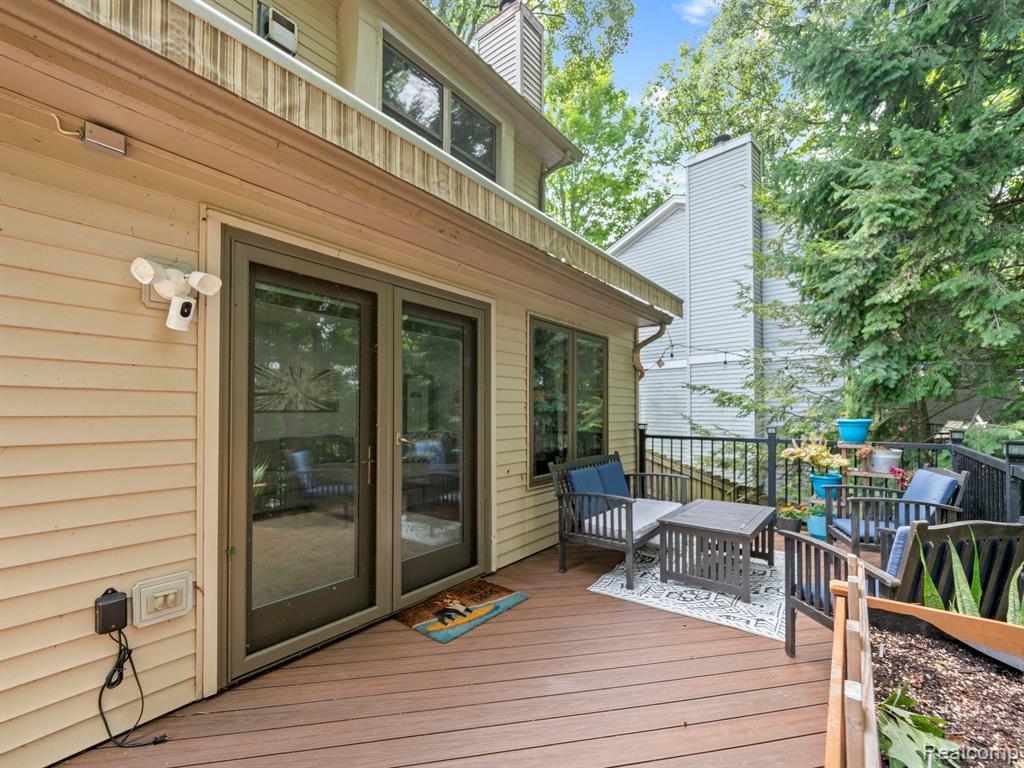 7861 LAKE CREST Drive, Ypsilanti, MI 48197 — Photo 27