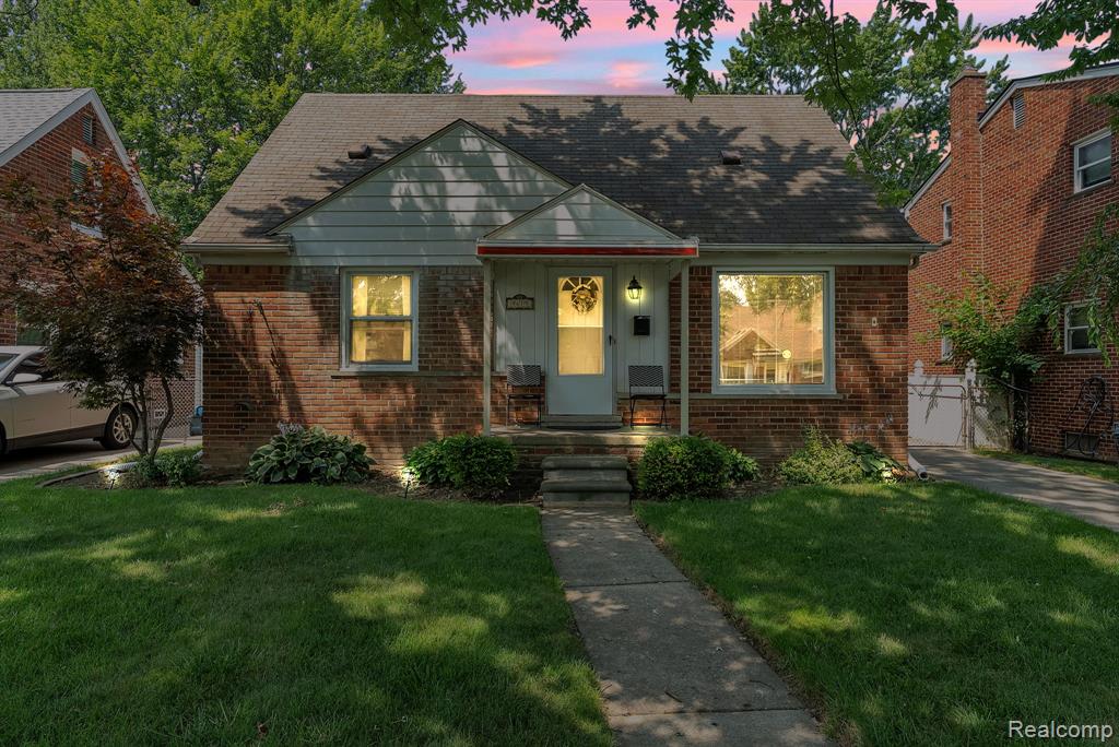 9619 Mercedes, Redford, MI 48239 — front exterior