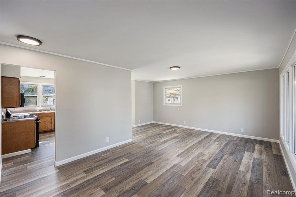 47546 ROLAND Street, Utica, MI 48317 — Photo 5