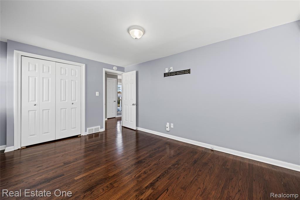 556 Bloomfield Court, Birmingham, MI 48009 — Photo 19