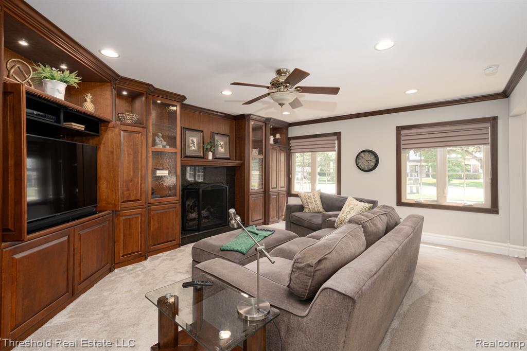 29090 Kendallwood Drive, Farmington, MI 48334 — Photo 16