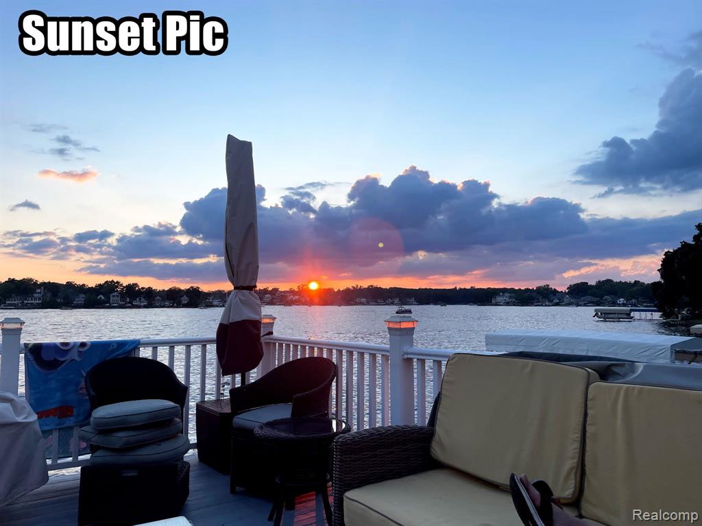 16 S NORTH SHORE Drive, Lake Orion, MI 48362 — Photo 93