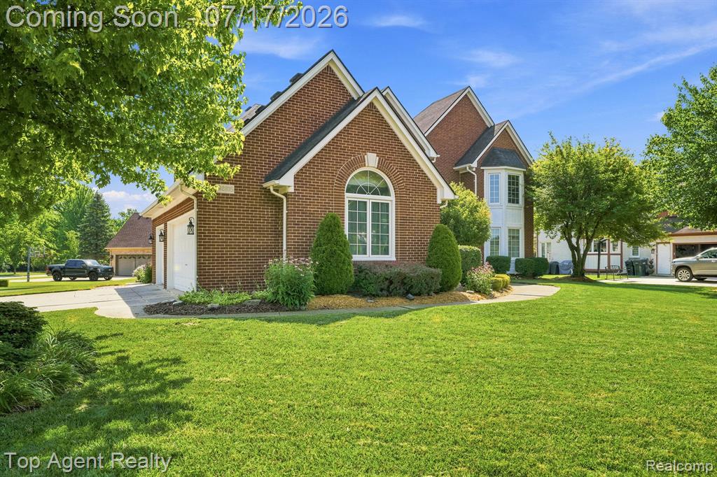 42316 Locklin Drive, Sterling Heights, MI 48314 — Photo 64