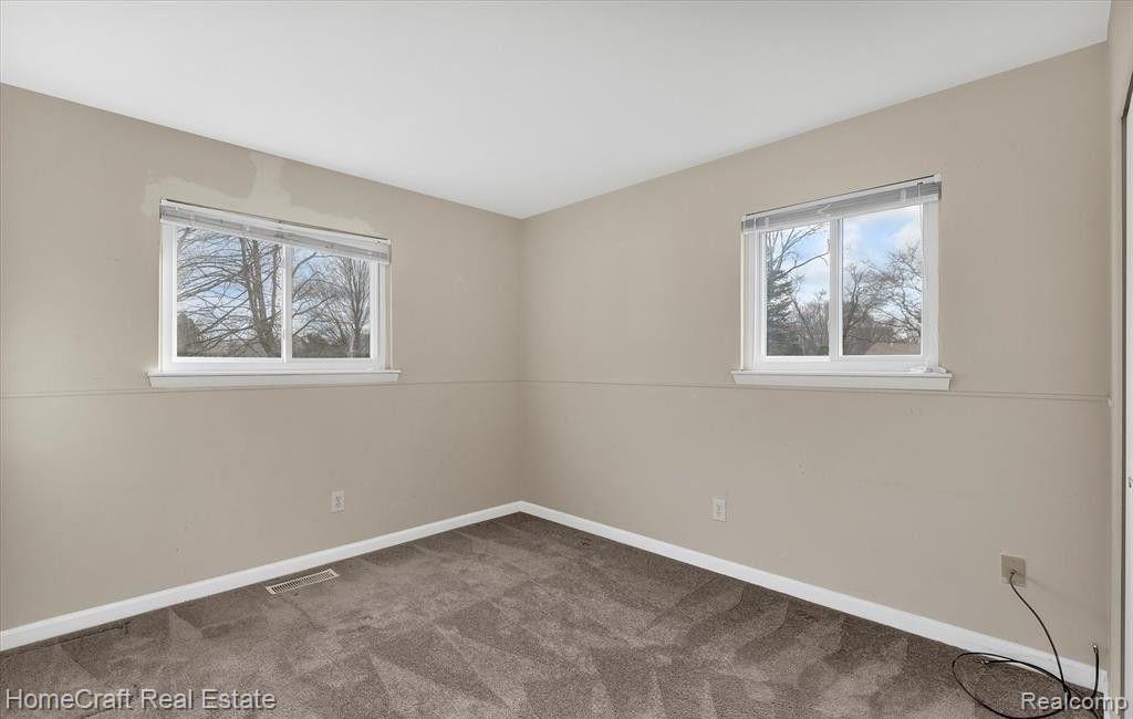 9224 PANAMA Avenue, Ypsilanti, MI 48198 — Photo 15