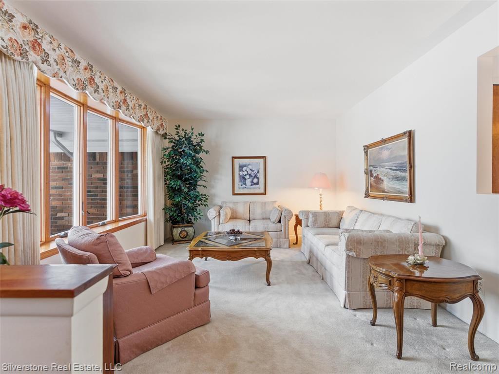 6766 Vernmoor Drive, Troy, MI 48098 — Photo 7