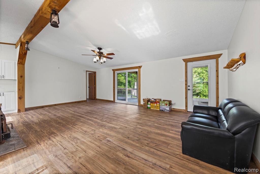 2190 Seymour Lake Road, Ortonville, MI 48462 — Photo 11
