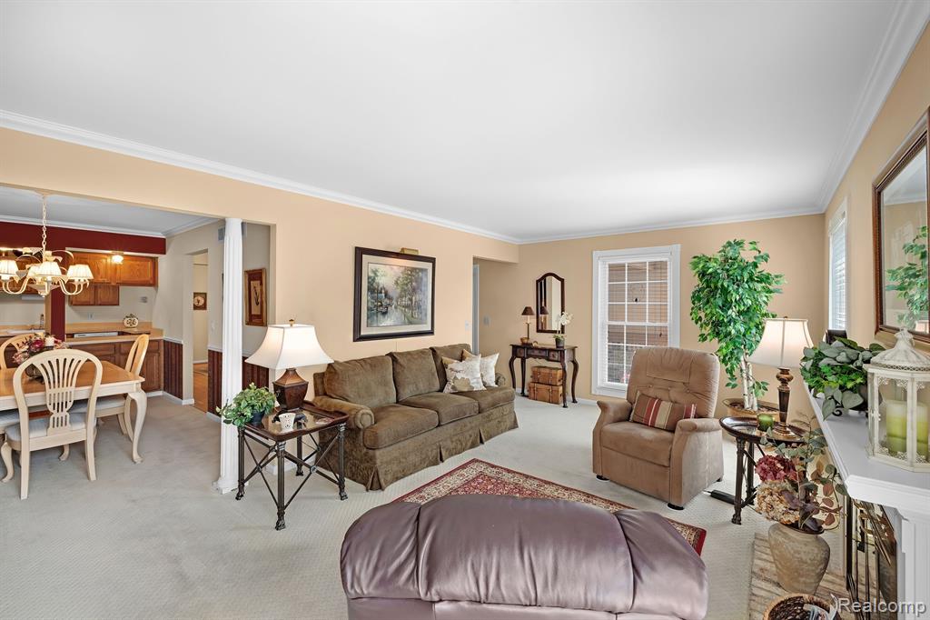 21226 W GLEN HAVEN Circle, Northville, MI 48167 — Photo 5