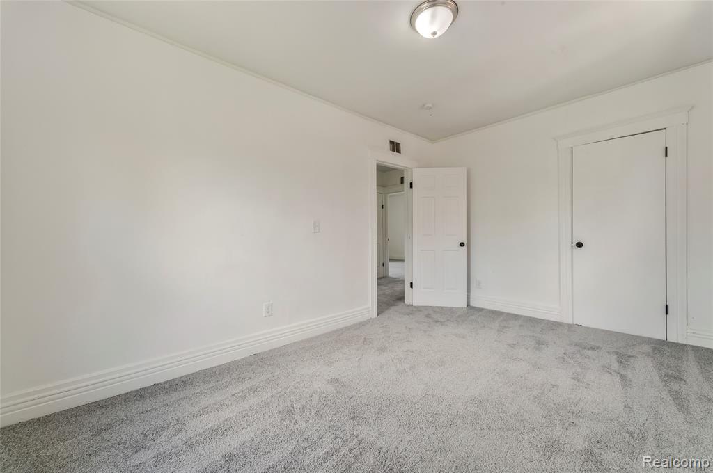 216 Holbrook Street, Detroit, MI 48202 — Photo 38