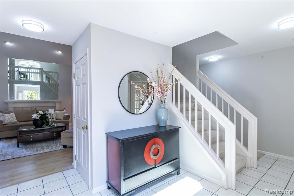 42852 SANDSTONE Drive, Novi, MI 48377 — Photo 3