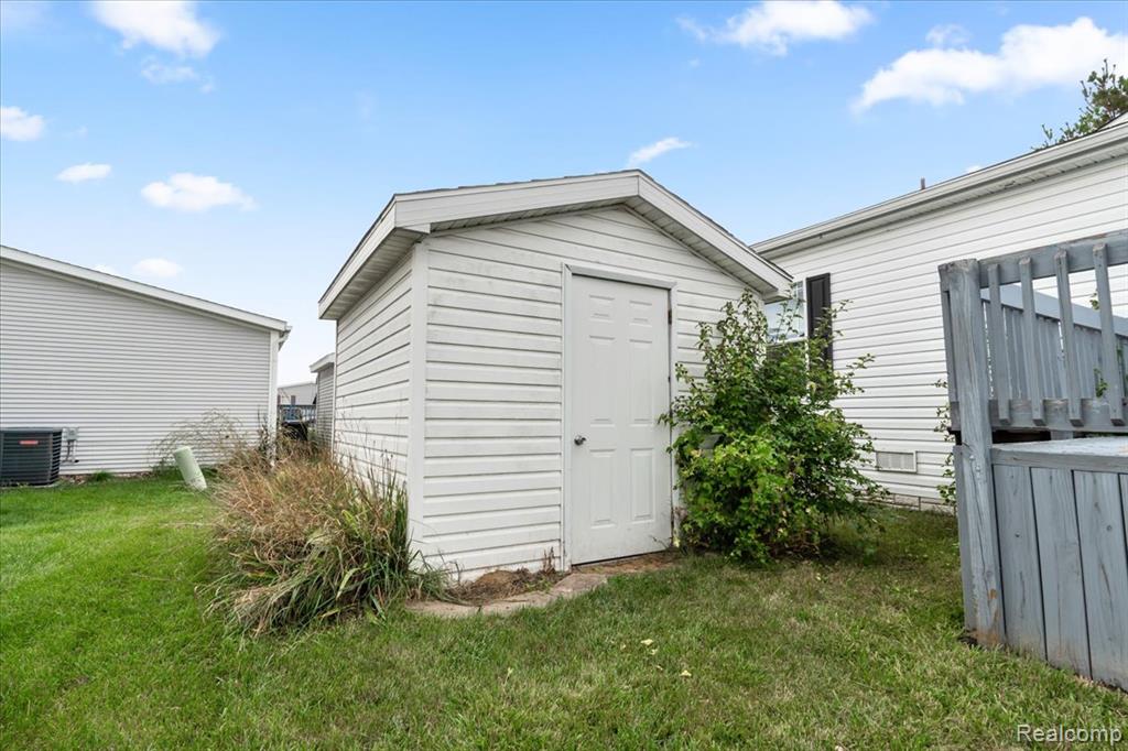 4477 Single Tree Drive, Howell, MI 48843 — Photo 26
