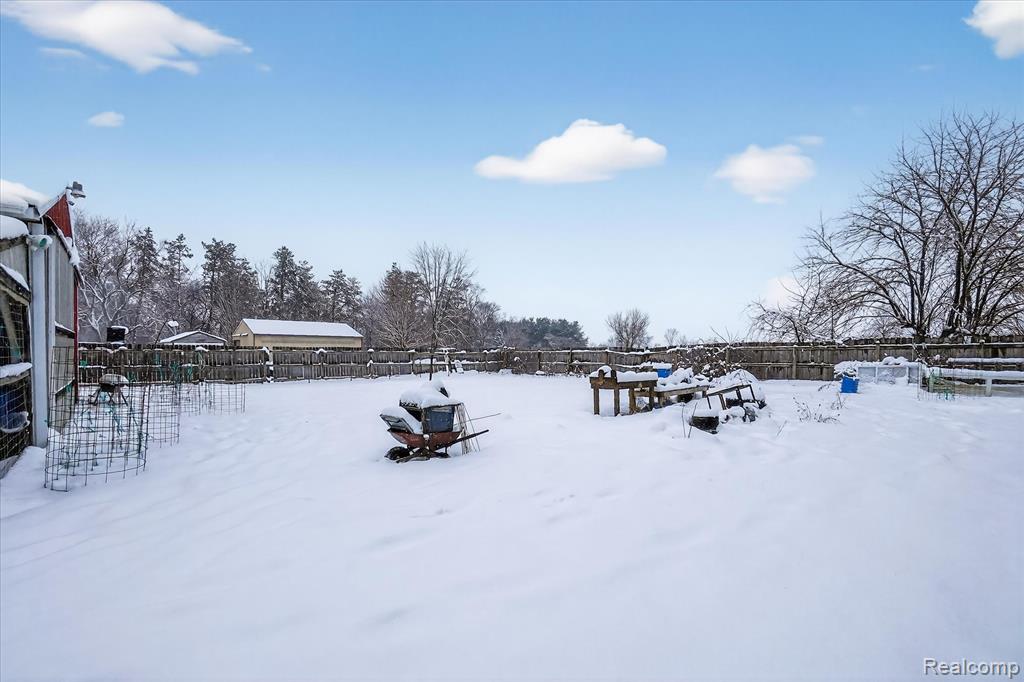 9102 N Genesee Road, Mount Morris, MI 48458 — Photo 25