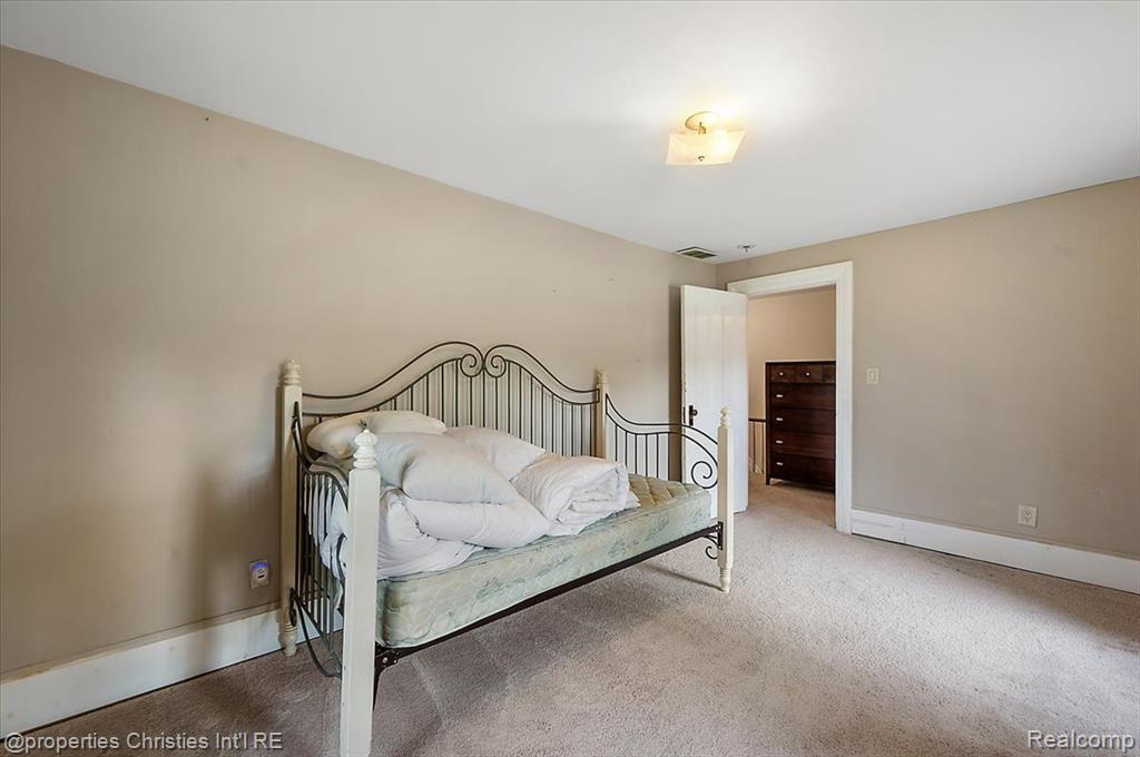 47133 W 9 Mile Road, Novi, MI — Photo 34