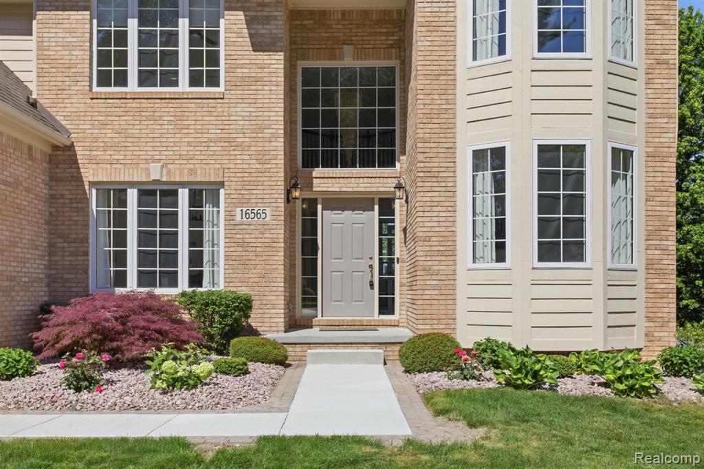 16565 Sherwood Lane, Northville, MI 48168 — Photo 9