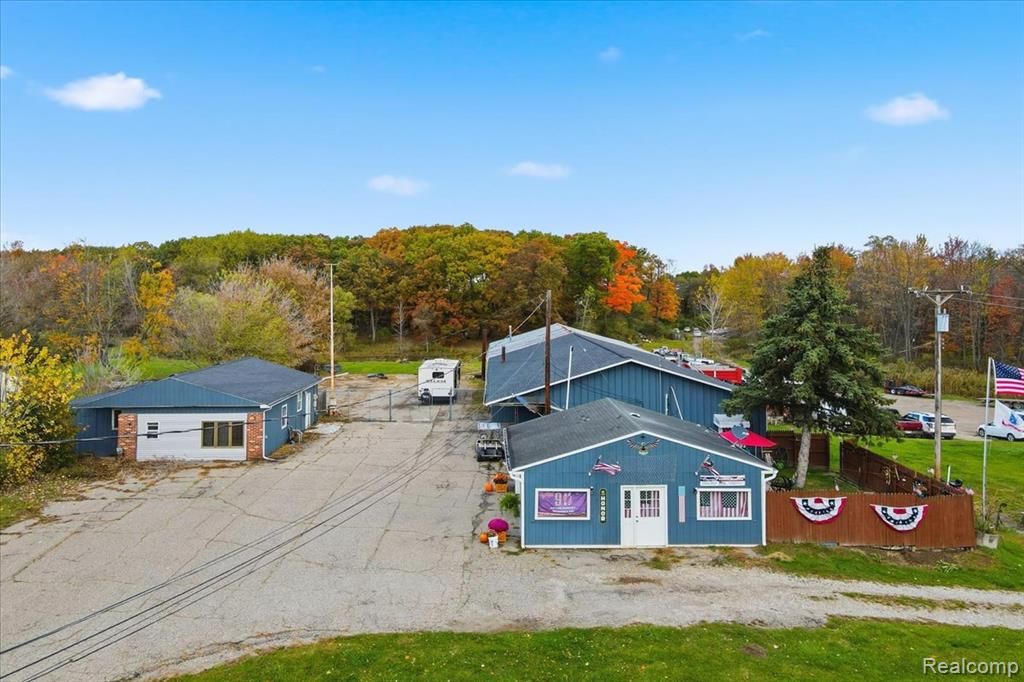 4718 Davison Road, Lapeer, MI 48446 — Photo 4