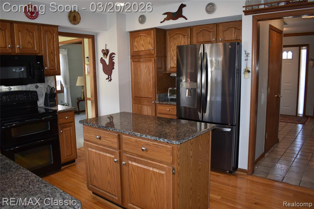 17389 Maple Hill Drive, Northville, MI 48168 — Photo 14