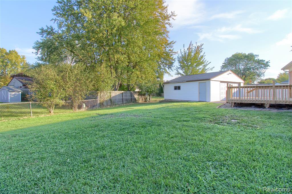 9985 Jackson Lane, Van Buren, MI 48111 — Photo 27